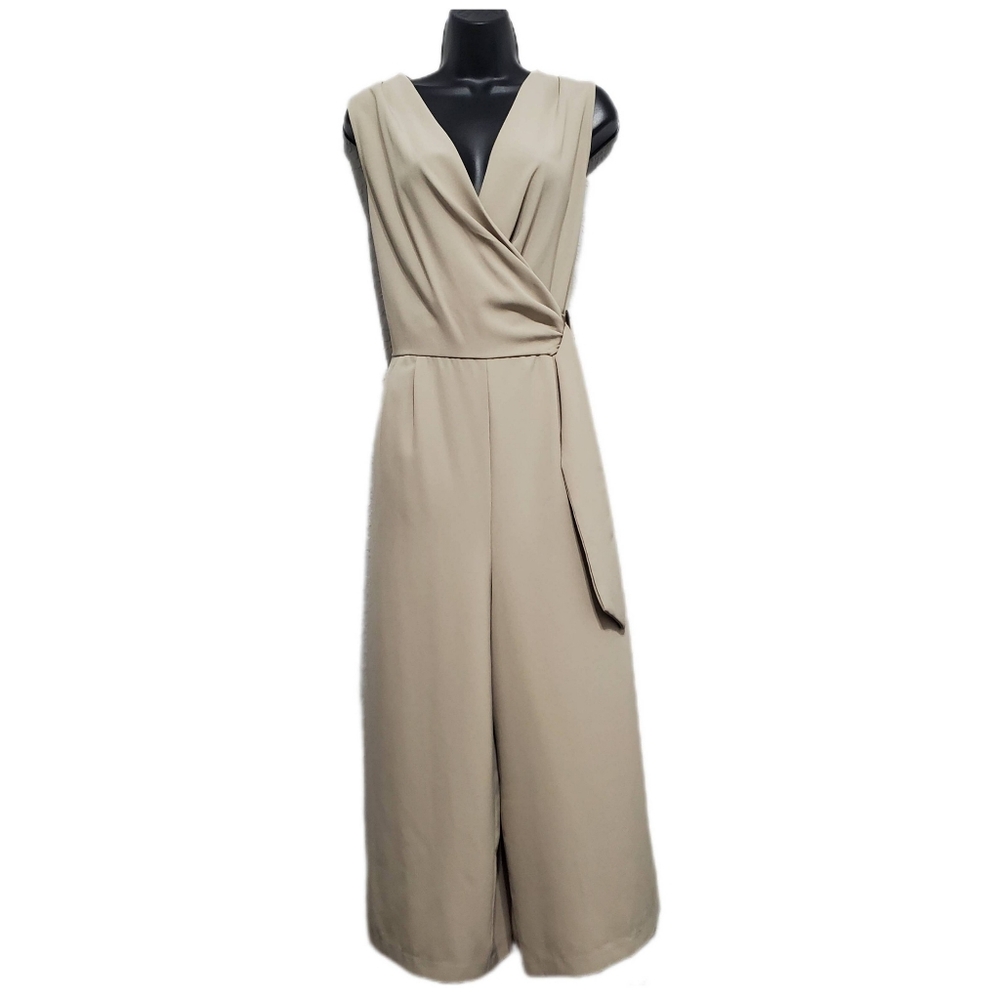 2/$30 Emma & Michele Wide Leg Belted V-Neckline Sleeveless Beige Jumpsuit 16
